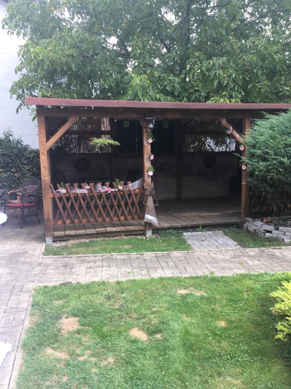 Restaurace-Penzion U Pilota Kněževes Bagian luar foto